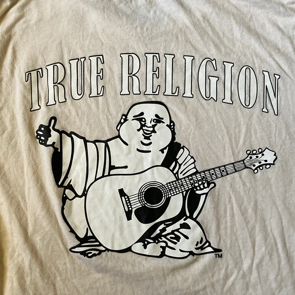 TRUE RELIGION cream Buddha logo tee, Medium.